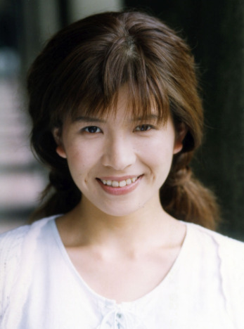 石村知子