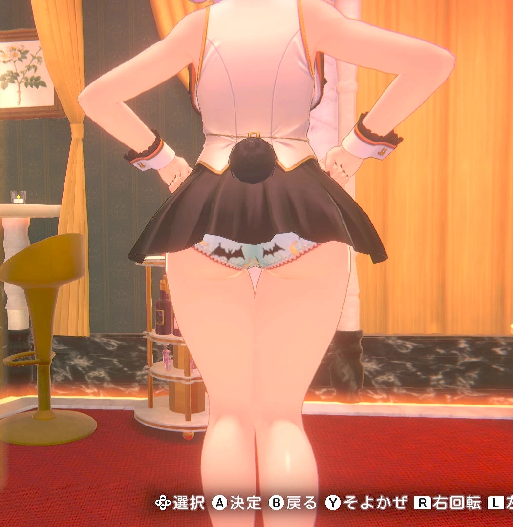 瑠那のコウモリ柄②