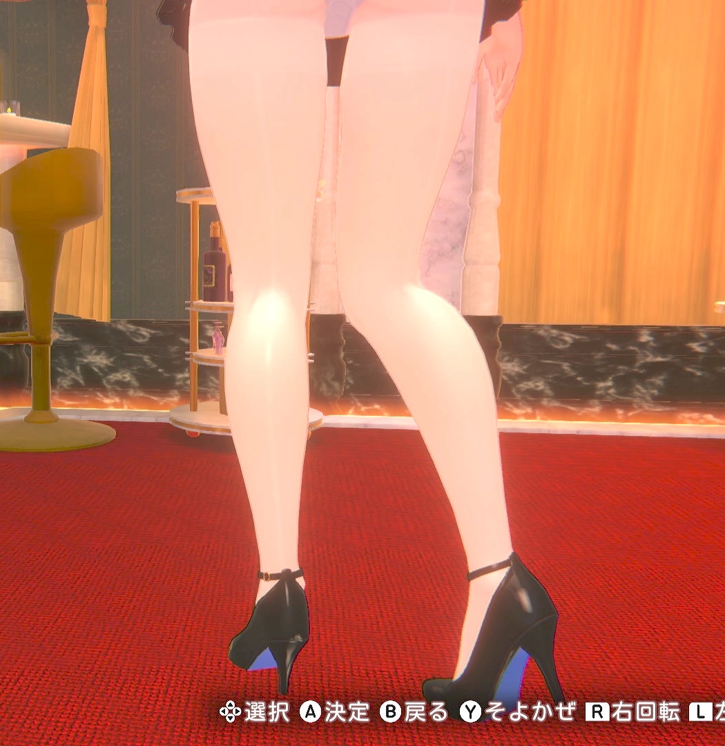 美羽香の白パンスト