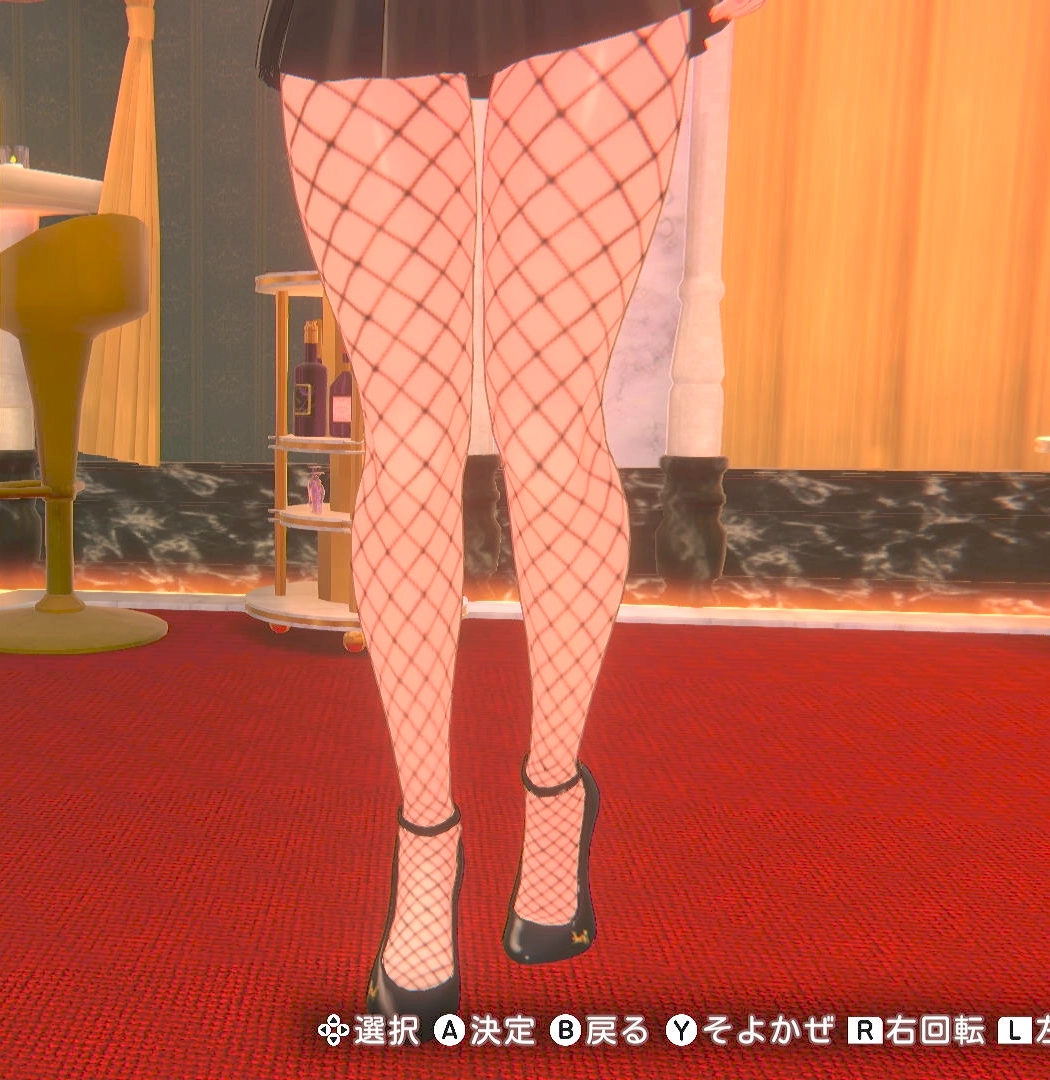 凜の網タイツ